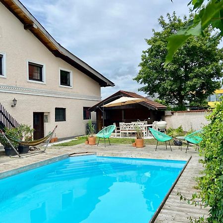 Baeckerhaus - Wohnung Mit Pool Und Garten Gmunden Bagian luar foto