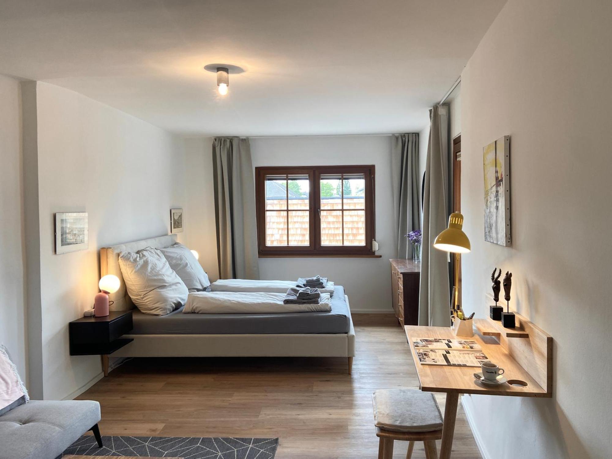 Baeckerhaus - Wohnung Mit Pool Und Garten Gmunden Bagian luar foto