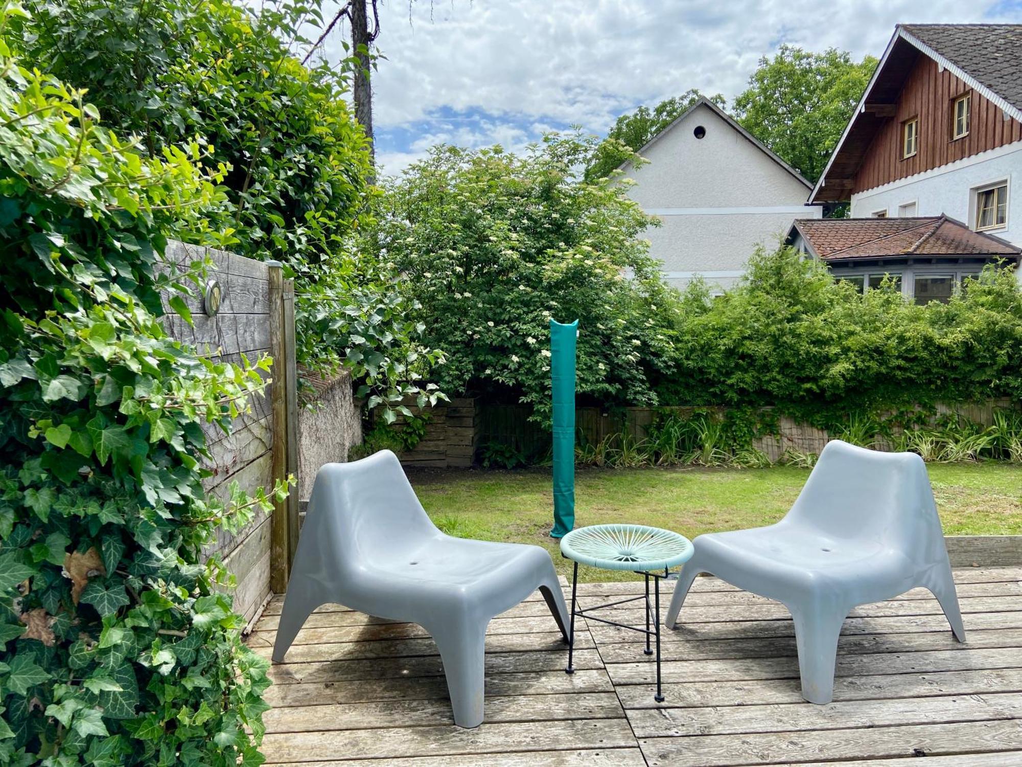 Baeckerhaus - Wohnung Mit Pool Und Garten Gmunden Bagian luar foto